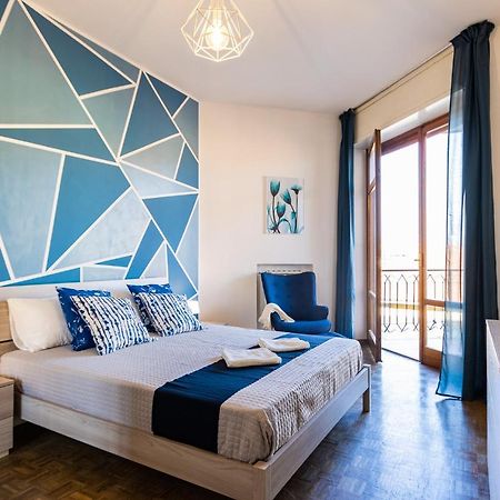 Blue Wave Apartment Arona - Lago Maggiore Eksteriør billede