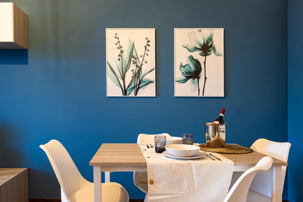 Blue Wave Apartment Arona - Lago Maggiore Eksteriør billede
