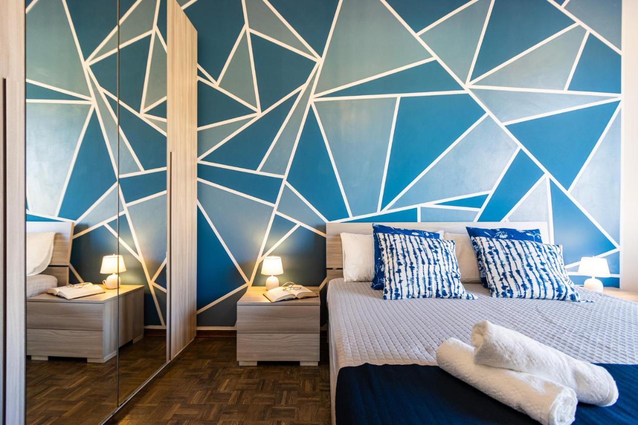 Blue Wave Apartment Arona - Lago Maggiore Eksteriør billede